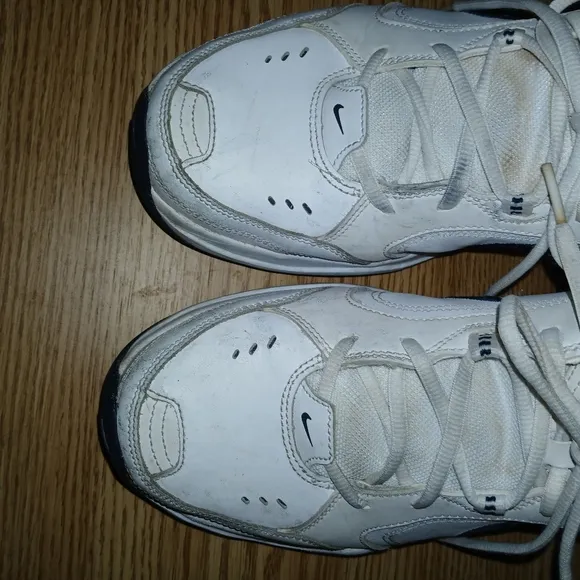 Nike Air Monarch Sneakers Shoes Men's Size 10.5 White