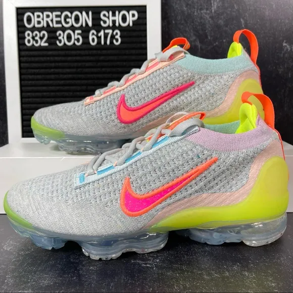 NIKE AIR VAPORMAX 2021 FLYKNIT NEON WOMENS RUNNING SHOES SIZE 5.5 GRAY NEW