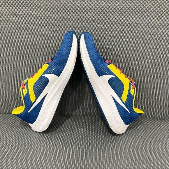 Nike Air Zoom Pegasus 40 Club America Men’s Sz 10.5 Athletic Running Shoes