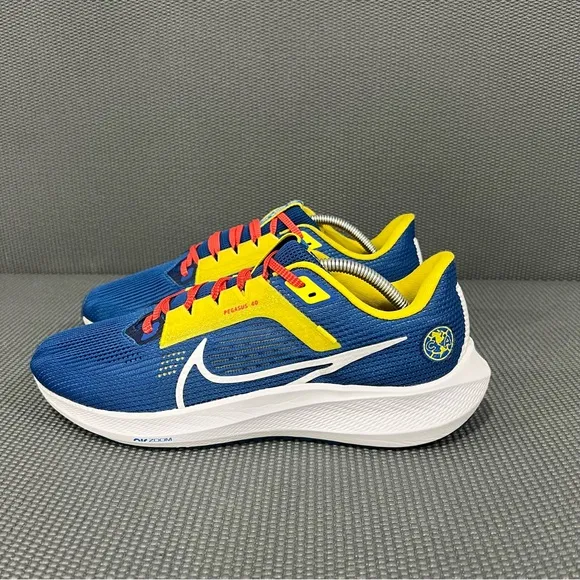 Nike Air Zoom Pegasus 40 Club America Men’s Sz 10.5 Athletic Running Shoes