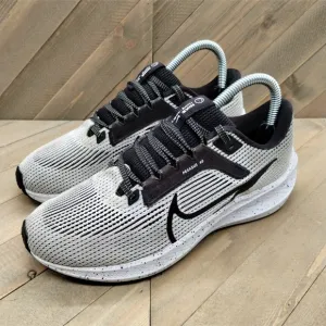 Nike Air Zoom Pegasus 40 Running Sneakers Womens Size 7 White Black‎ Athletic
