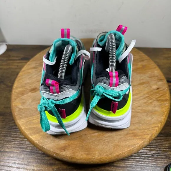 Nike Air Max Furyosa Shoes Photon Dust Women's Size 7 Running Shoes DH5104-001