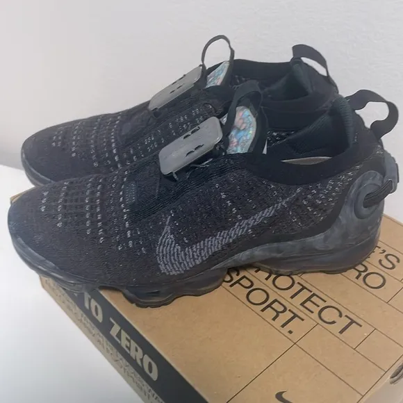 NIKE Air VaporMax 2020 FK Running Shoes