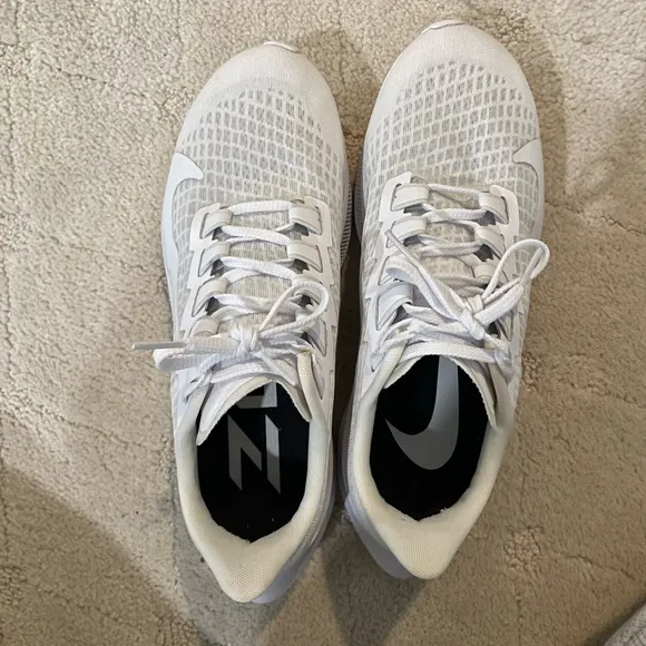 Nike Airzoom Pegasus Running Shoes