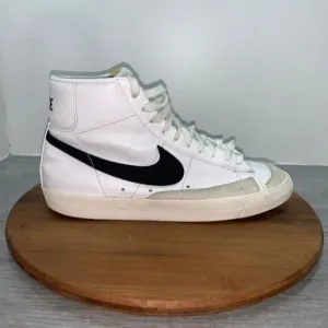Nike Blazer Mid '77 Vintage Mens Size 8.5 Shoes White Black Leather Sneakers