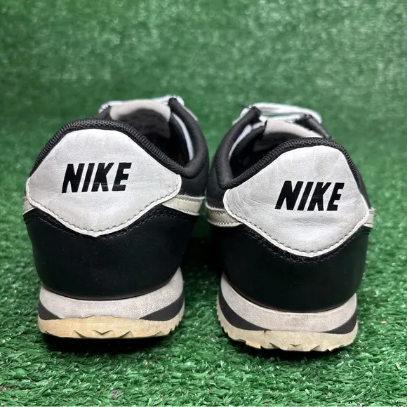 Nike Classic Cortez Black White Panda Women's Running Shoes Size 8.5 (7Y)