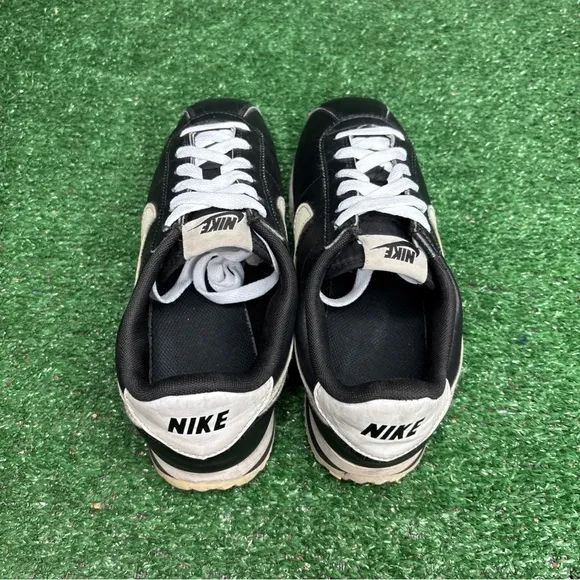 Nike Classic Cortez Black White Panda Women's Running Shoes Size 8.5 (7Y)