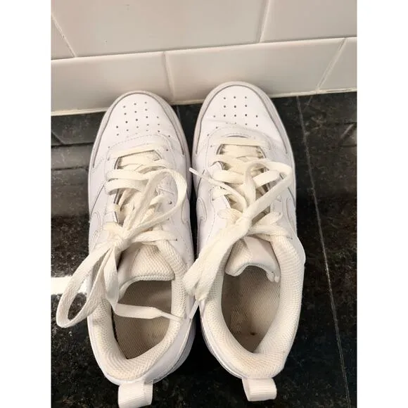 Nike Court Borough Low Triple Sneakers Shoes Athletic BQ5448-100 White Size 5Y