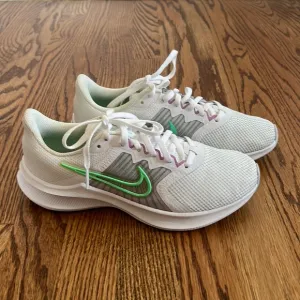 Nike Downshifter 11 Running Sneakers