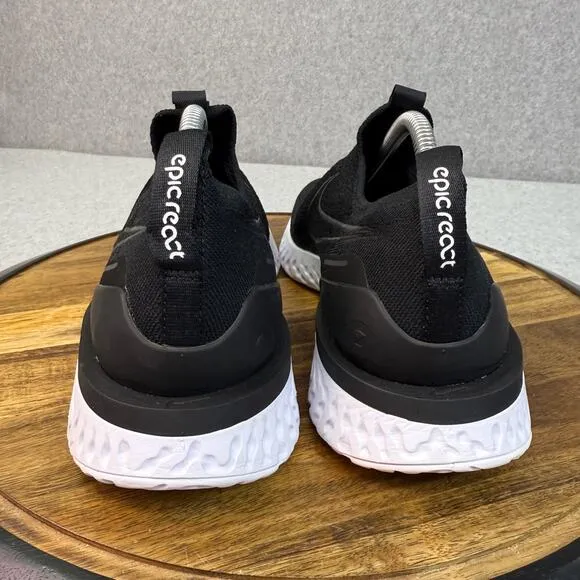 Nike Epic Phantom React Men's Size 10.5 Flyknit Black White Running Shoes