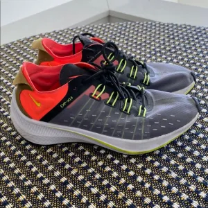 Nike EXP-X14 Men's Running Shoes - Black and Red