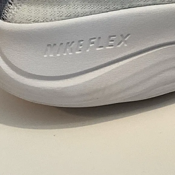 Nike Flex Experience Run Next Nature Extra Wide Men Running Shoes 11.5