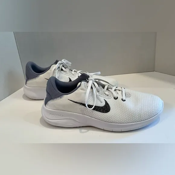 Nike Flex Experience Run Next Nature Extra Wide Men Running Shoes 11.5