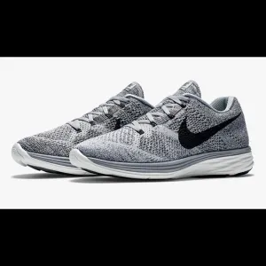 Nike Flyknit Lunar 3 Sneakers