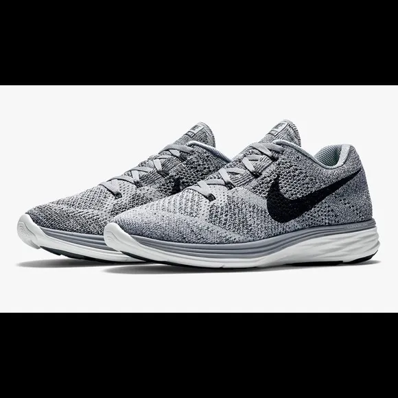 Nike Flyknit Lunar 3 Sneakers