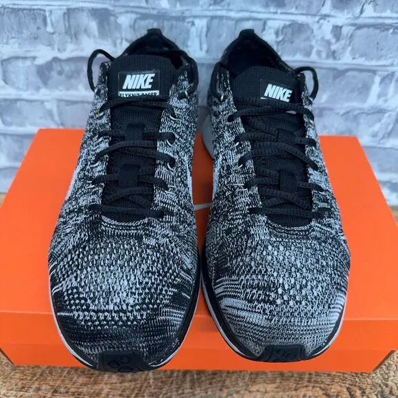 Nike Flyknit Racer 'Oreo 2.0' Black White Running Shoes 526628-012 Mens Size 6.5