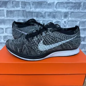 Nike Flyknit Racer 'Oreo 2.0' Black White Running Shoes 526628-012 Mens Size 6.5