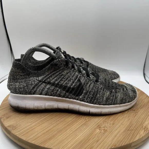 Nike Free RN Flyknit Running Shoes Mens Size 8 Oreo Black Gray Athletic