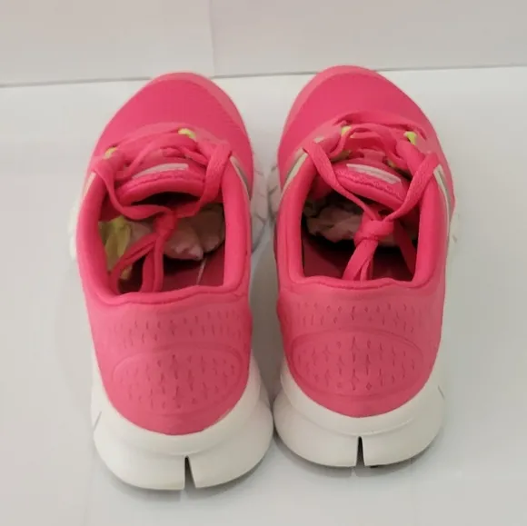 Nike Free Run 3‎ Running Shoes in Spark Pink Volt