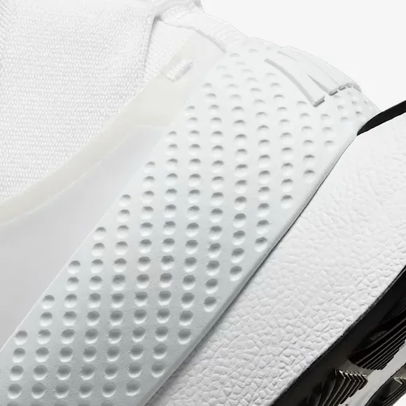 Nike Go Flyease Running Shoes