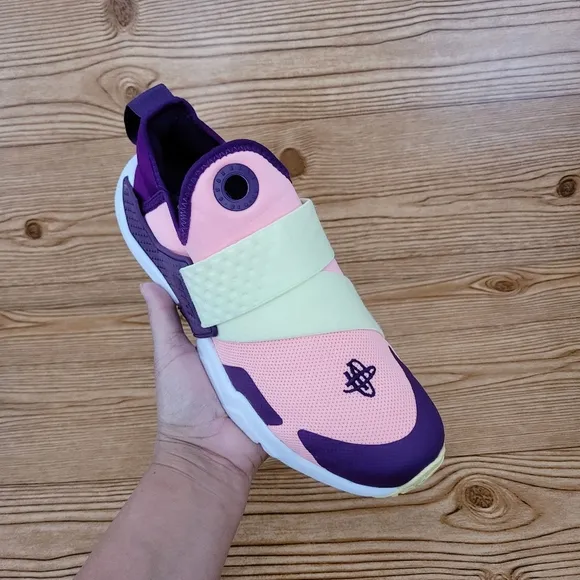 Nike Huarache Extreme GS 'Pink Citron'