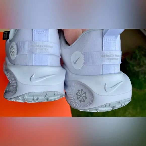 Nike InfinityRN 4 GORE-TEX-White/Pure Platinum/White