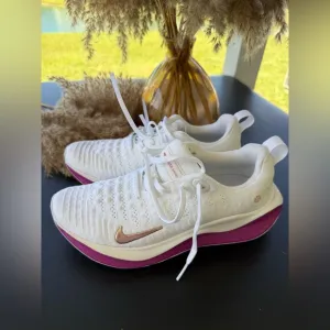 Nike InfinityRN 4Women's Road Running Shoes size 7.5