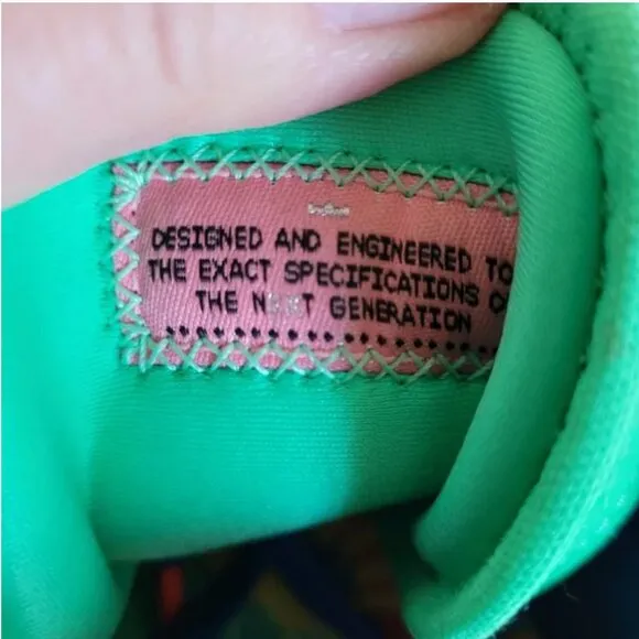 Nike Kids' Multicolor Green Blue Athletic Shoes Sneakers size 5