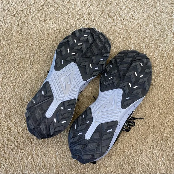 Nike Kiger 9Women's Trail Running Shoes