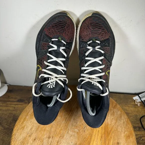 Nike Kyrie 7 Raygun Men's Size 10.5 Gray Red Shoes Sneakers CQ9326-003