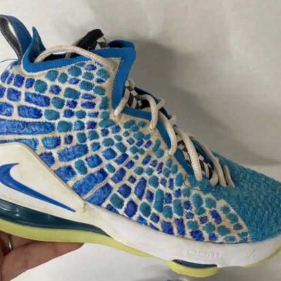 Nike LEBRON XVII 17 &quot;PHOTO BLUE&quot; YOUTH SIZE 6Y NEW RARE Blue KIDS Shoes