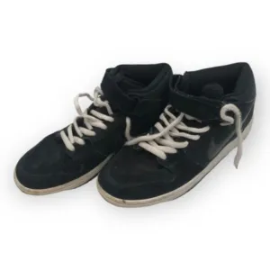 Nike Men's 11.5 Skateboarding SB Dunk Mid Top Black Sneakers Shoes