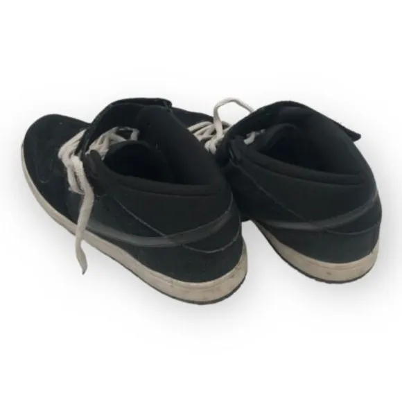 Nike Men's 11.5 Skateboarding SB Dunk Mid Top Black Sneakers Shoes