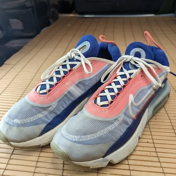 Nike Mens Air Max 2090 CT1091-101 Blue Running Shoes Sneakers Size 12
