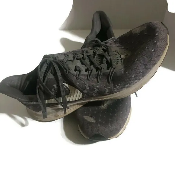 Nike Mens Air Zoom Vomero 14 Running Shoes Size 10