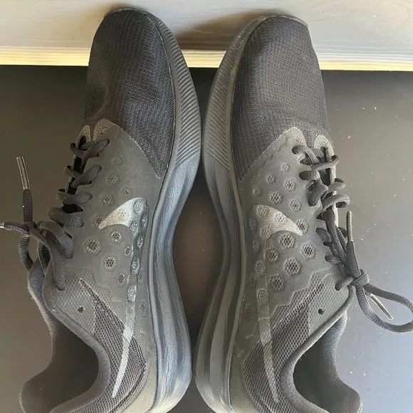 Nike Men's Downshifter 7 Running Shoes Sneakers Size 10 Style 852459-001