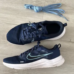 Nike Men's Navy Blue Running Shoes