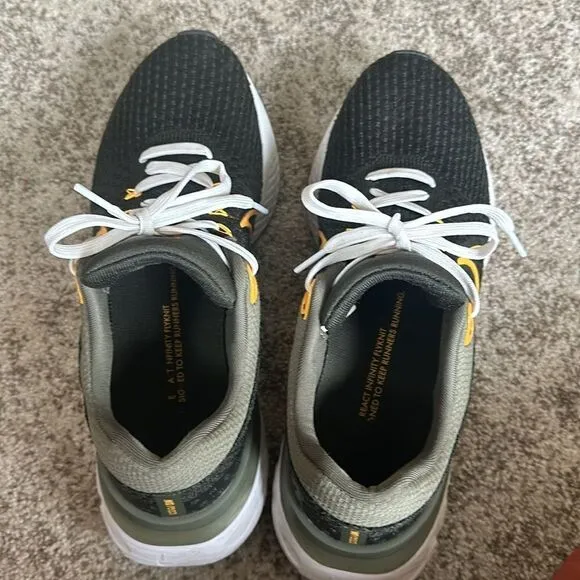 Nike Men's React Infinity Run Flyknit 3 Running Sneakers 11