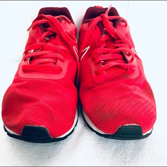 NIKE MENS SHOES MD RUNNING 2 SIZE 12