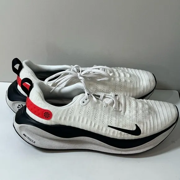 Nike Men's Size 12 Infinity Run 4 Reactx White and Black Running Shoes Crimson