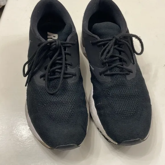 Nike odyssey react running shoes