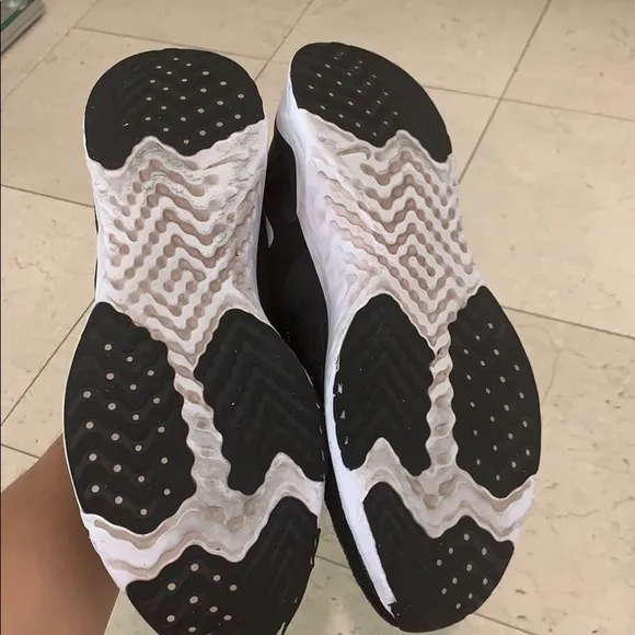 Nike odyssey react running shoes