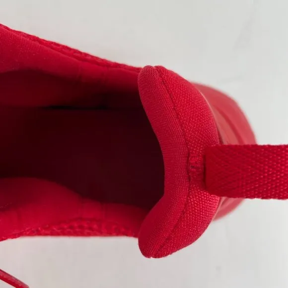 Nike Presto Fly Big 913966-600 Triple Red Running Shoes  6Y 6 Youth