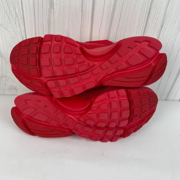 Nike Presto Fly Big 913966-600 Triple Red Running Shoes  6Y 6 Youth