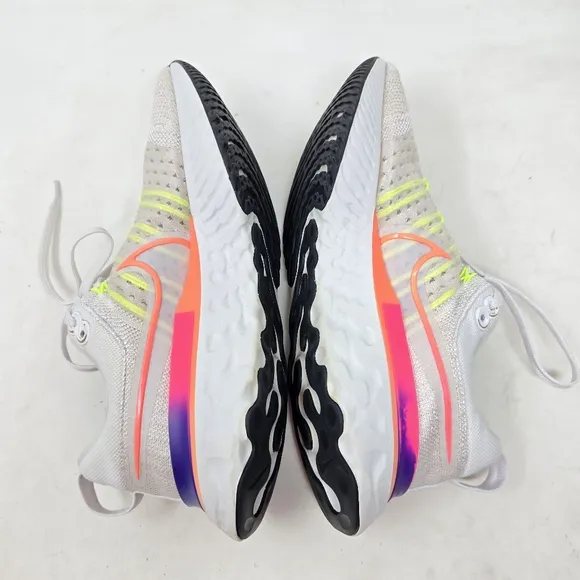 Nike React Infinity 2 Flyknit Women's White and Pink Running Shoes Size 8