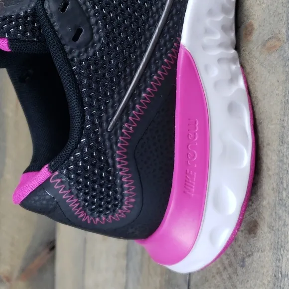 Nike Renew Running Shoes Black Pink