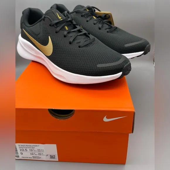 Nike Revolution 7 Athletic Running Shoes Black Gold FB2208-006 Women Sz 10.5 NEW
