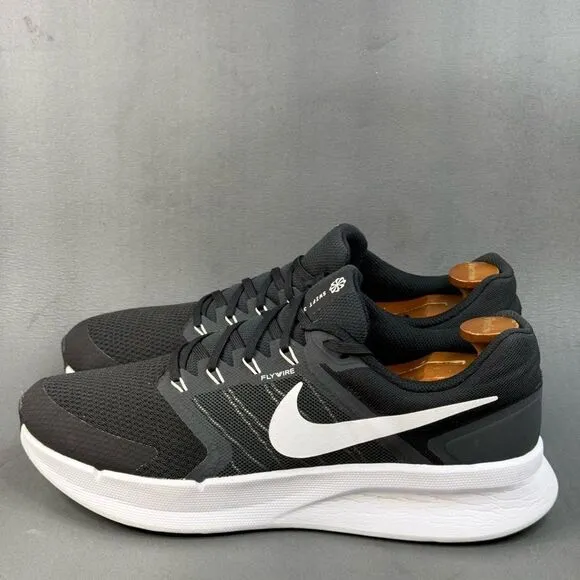Nike Run Swift 3 Running athletic sneaker shoes men’s size 12