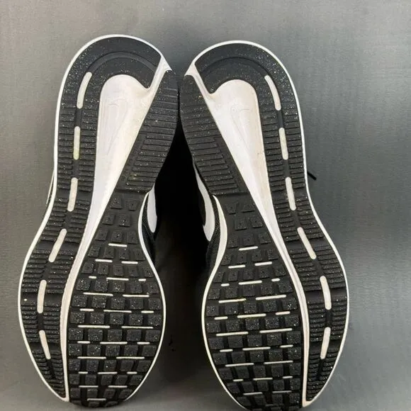 Nike Run Swift 3 Running athletic sneaker shoes men’s size 12
