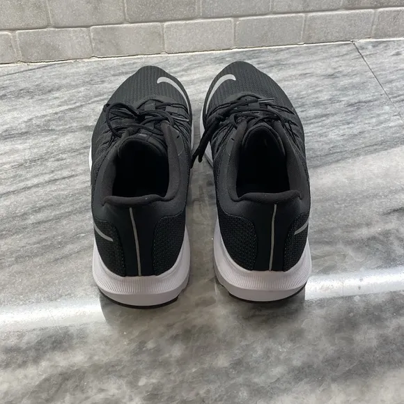 Nike running shoes size 13D NWT. No box.
